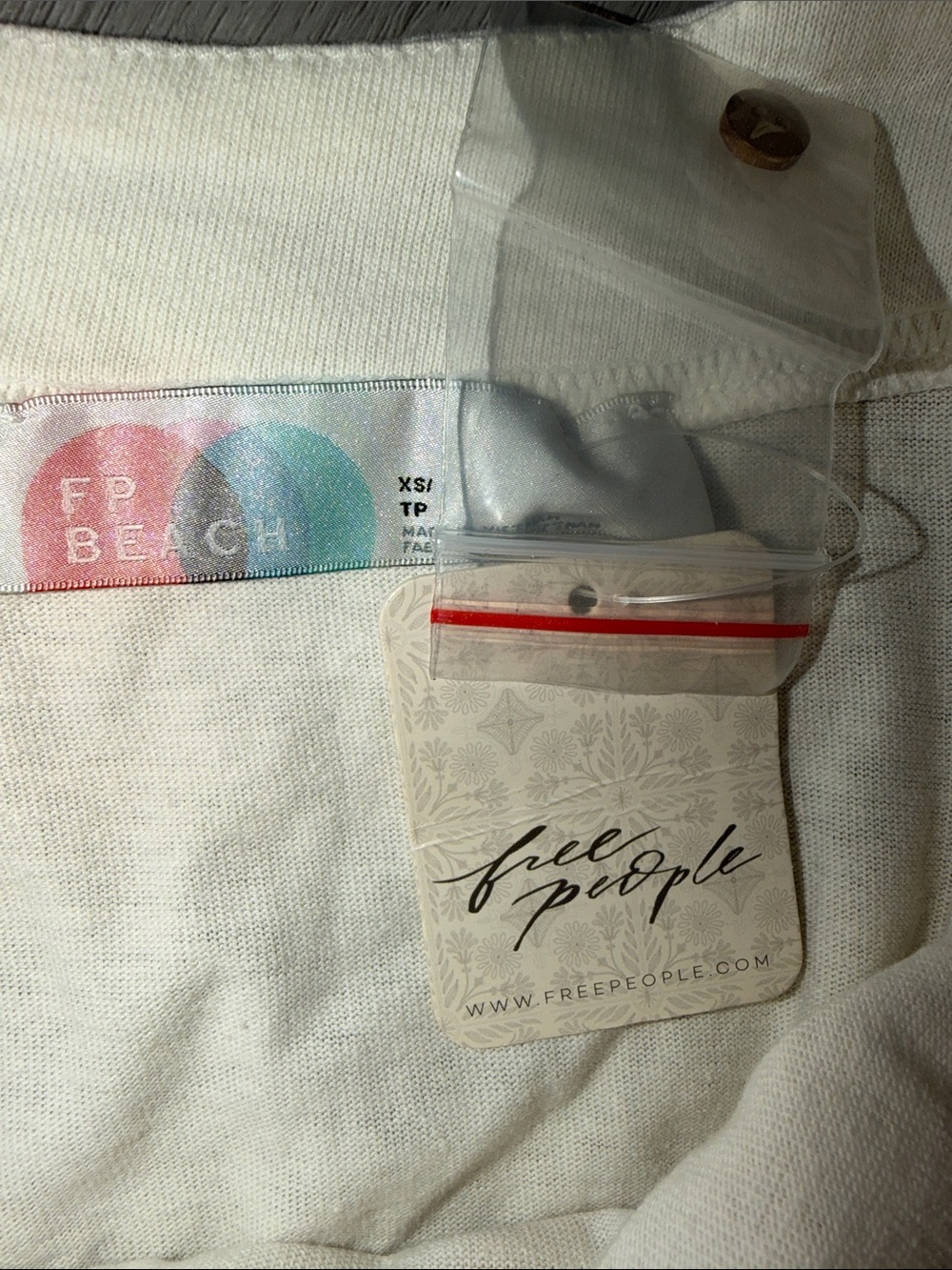 Free People beach Off-Shoulder Cream Maxi Dress with Side Button Detail Xs - Picture 4 of 7